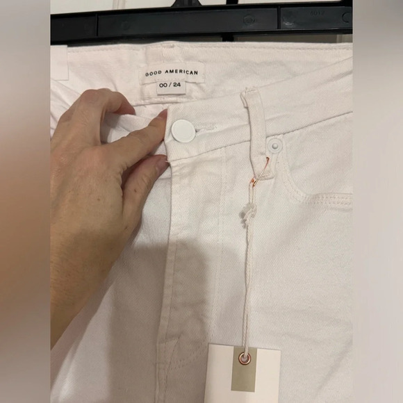 Good American Good Legs Straight-Leg Raw Hem Jeans - Picture 8 of 10